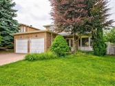 345 Manhattan Dr, Markham