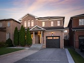 23 Redfinch Cres, Vaughan