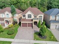 119 Thornhill Woods Dr, Vaughan