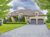 48 Country Club Cres, Uxbridge