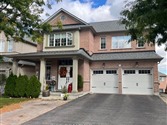 379 Marble Pl Bsmt, Newmarket