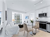 20 Gatineau Dr 412E, Vaughan