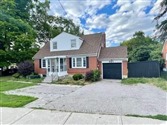 981 Davis Dr Bsmnt, Newmarket