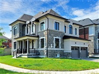 255 Touch Gold Cres, Aurora