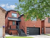 313 Pinewood Dr, Vaughan