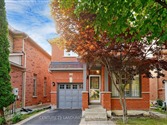 10 Fairlawn Ave, Markham