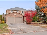 907 Leslie Valley Dr, Newmarket