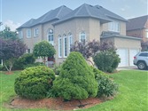 158 Mountcharles Cres, Vaughan