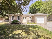 1043 Lemar Rd, Newmarket