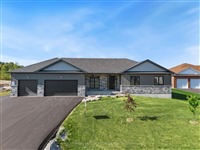 24 Keyzer Dr, Oro-Medonte