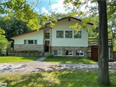 828 Oxbow Park Dr, Wasaga Beach