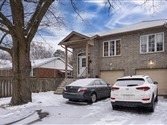 102 Henry St, Barrie