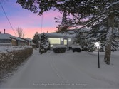 44 69th St, Wasaga Beach