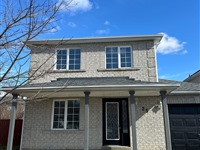 25 Golds Cres, Barrie