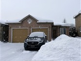 15 Harrogate Crt, Barrie