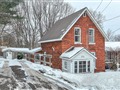 694 Quebec St, Midland