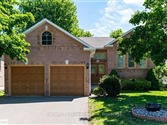 121 Fernbrook Dr, Wasaga Beach