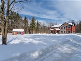 2091 Dwyer Rd, Springwater