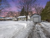 1213 Bayfield St, Springwater