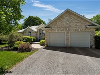 15 Alpine Way, Oro-Medonte