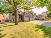 11 Ottaway Ave, Barrie