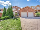 22 Thackeray Cres, Barrie