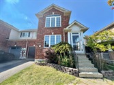 4 Bentley Cres, Barrie