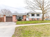 3 Lonsdale Pl, Barrie