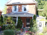 52 Holgate St, Barrie