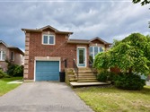 61 Holly Meadow Rd, Barrie