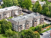 19 Yonge St 105, Springwater