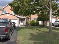 8 Lyfytt Cres, Barrie