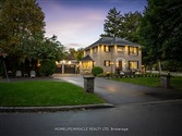 521 Oneida Dr, Burlington