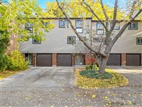 250 Satok Cres 32, Milton