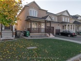 75 Saintsbury Cres, Brampton