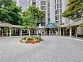 45 Kingsbridge Garden Circ 3201, Mississauga