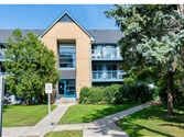 95 Trailwood Dr 922, Mississauga