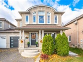 82 Dolphin Song Cres, Brampton