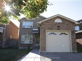 429 Laurentian Ave, Mississauga