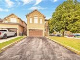 295 Morningmist St, Brampton