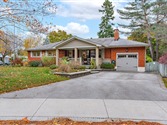 2182 Clarendon Park Dr, Burlington