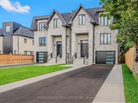 1011 Strathy Ave, Mississauga