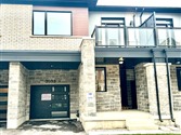 3033 Bramall Gdns, Oakville