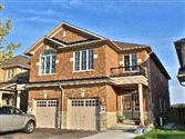 7440 Saint Barbara Blvd, Mississauga