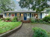 955 Cloverleaf Dr, Burlington