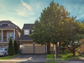 74 Earl Grey Cres, Brampton