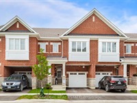 1736 Thames Circ, Milton