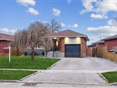 137 Kingsview Blvd, Toronto