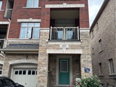 483 Manhattan Common, Oakville