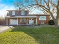 710 Applewood Cres, Milton